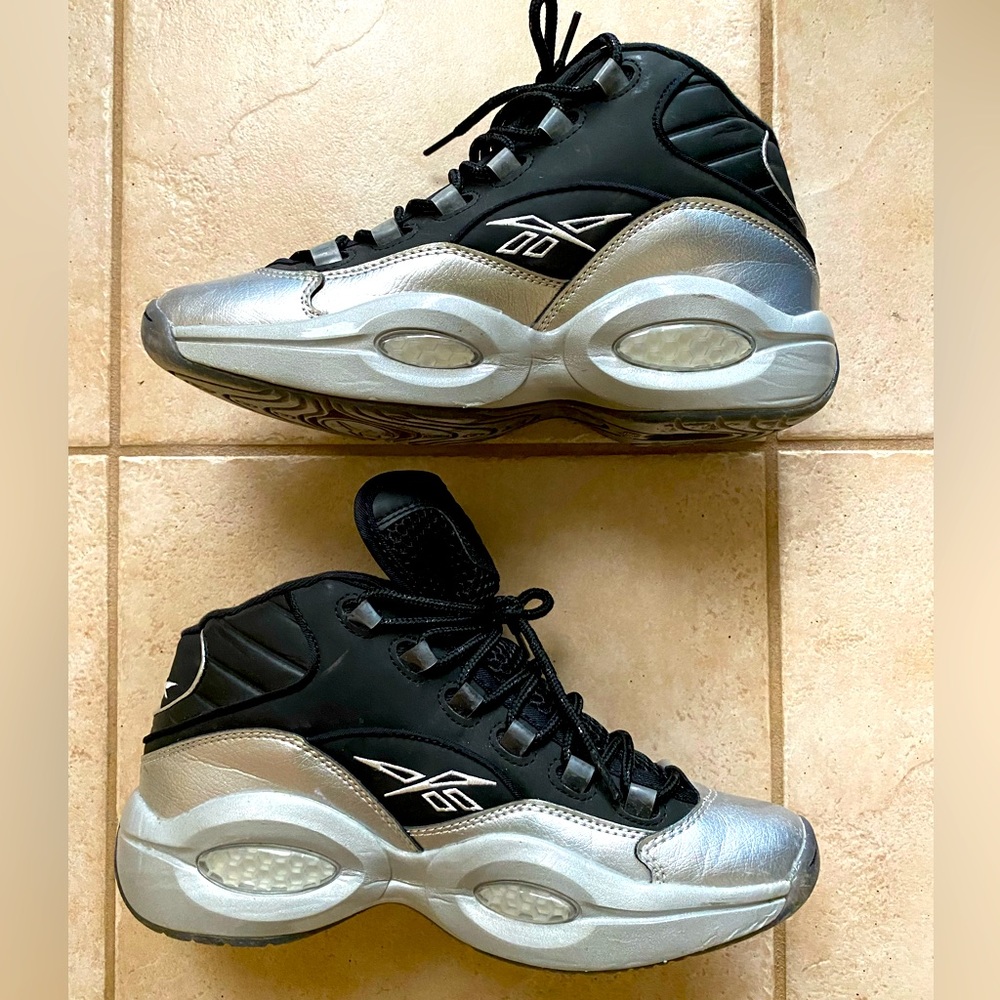 Reebok Iverson Question black & Silver sneakers size 9.5